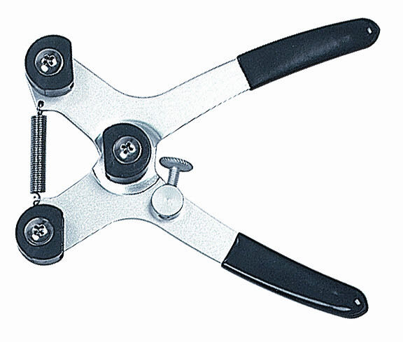 Cartel Arrow Straightener